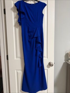 Elegant Ruffle-Detail Maxi Dress in Royal Blue